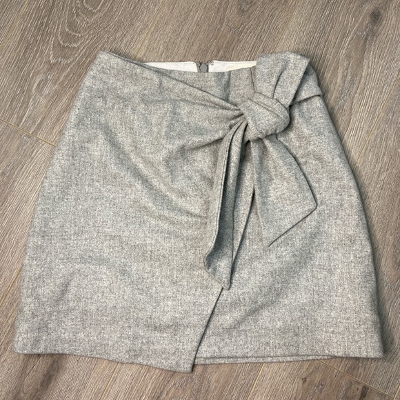 *SOLD* Wilfred skirt - Picture 3 of 3